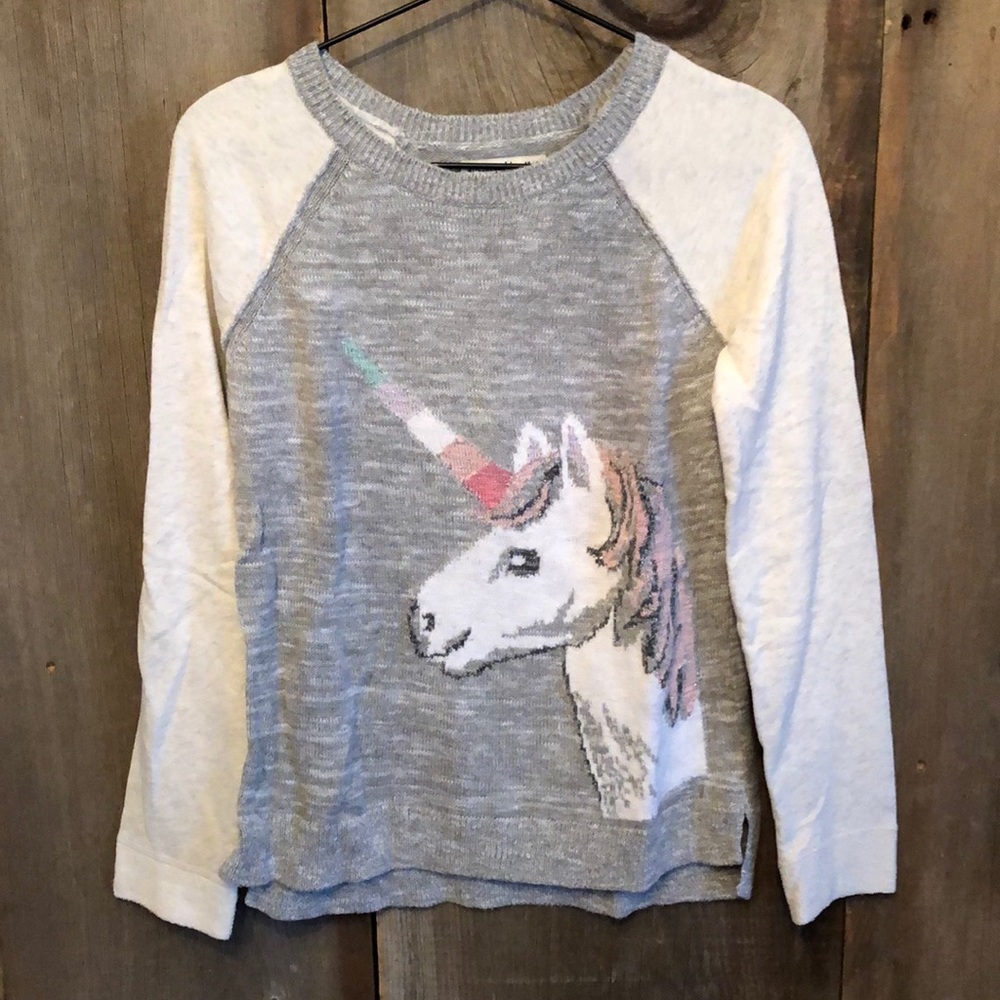 Abercrombie Kids Gray Baseball Raglan Sleeve Unicorn Graphic Sweater Size 13/14